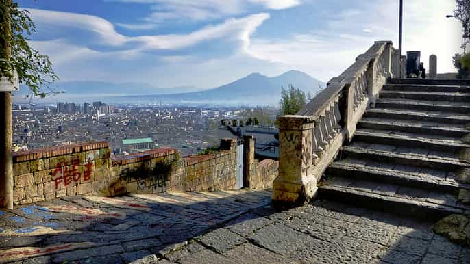 naples private urban walking tour to the city center