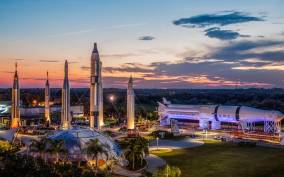 From Orlando: Kennedy Space Center Day Trip with Transport