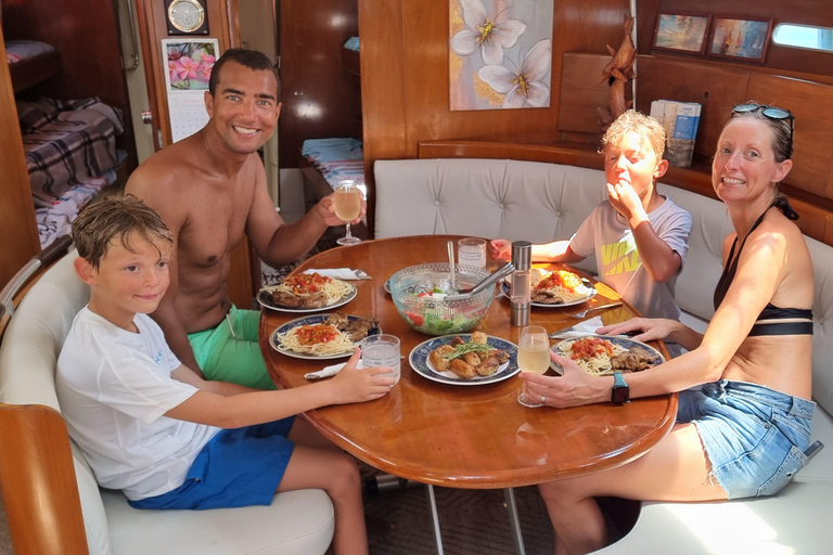 Rhodes Private Luxury Day Cruise Lunch, Coctails, Champagne