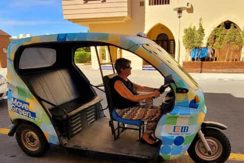 Hurghada : Visite privée d'El Gouna avec bateau et tuk-tuk