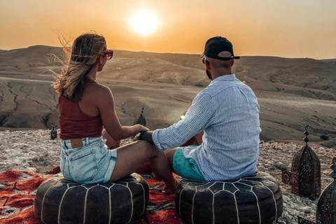 De Marrakesh Jantar e pôr do sol no deserto de Agafay e passeio de camelo