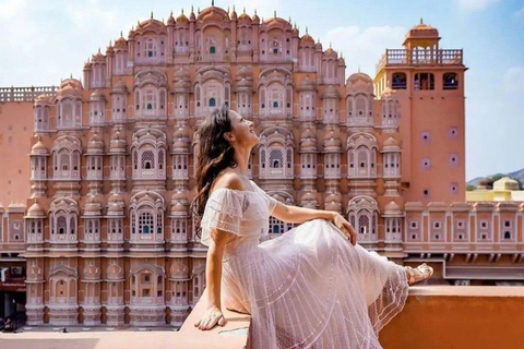 From Delhi: Multiday Golden Triangle Tour with Tiger Safari 4-days Golden Triangle Tour without Hotel