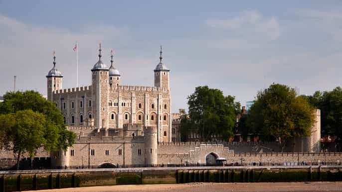 london tower of london and crown jewels exhibition ticket