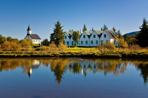 Reykjavik: Wycieczka z przewodnikiem po Złotym Kręgu i Sekretna LagunaWycieczka do małej grupy Golden Circle z Secret Lagoon Experience