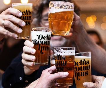 Delft: Craft Beer Verkostung im mittelalterlichen Keller