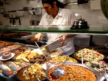 Istanbul: Street-Food-Kleingruppentour mit Einwohner Istanbul: Street-Food-Kleingruppentour mit Einwohner