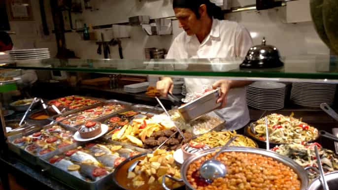 istanbul small group street food tour with local guide