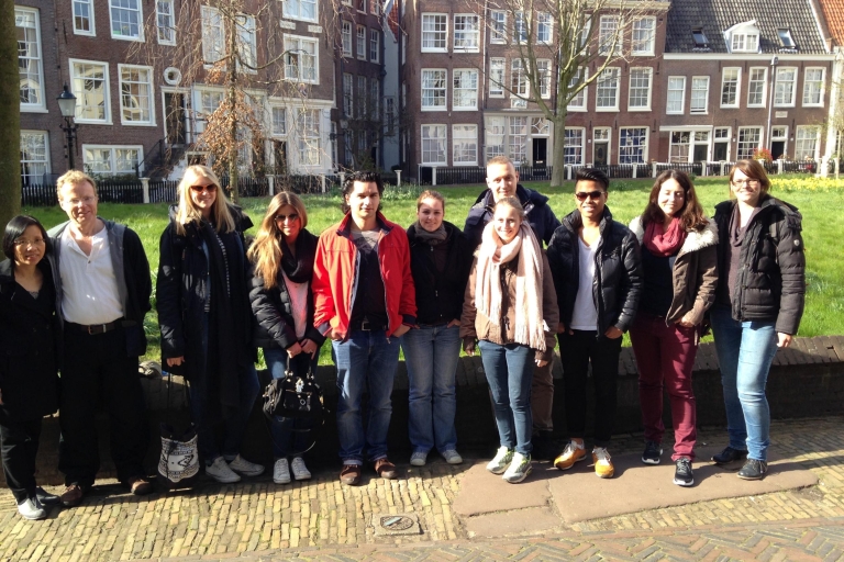 Cultural Coffeeshops and Walking Tour in Dutch or German 2 Hour Walk About