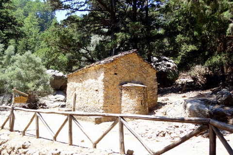 From Chania/Rethymno: Samariá Gorge Guided Hike with PickupSamariá Gorge Hike from Rethymno