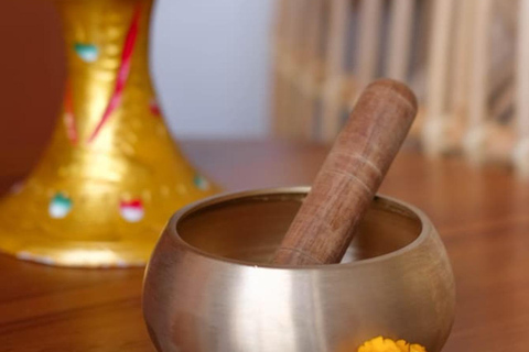 كانجو: علاجات التدليك والسبا في منتجع Svaha Spa Batu Bolongتدليك بالحجر الدافئ لمدة 60 دقيقة (فردي)