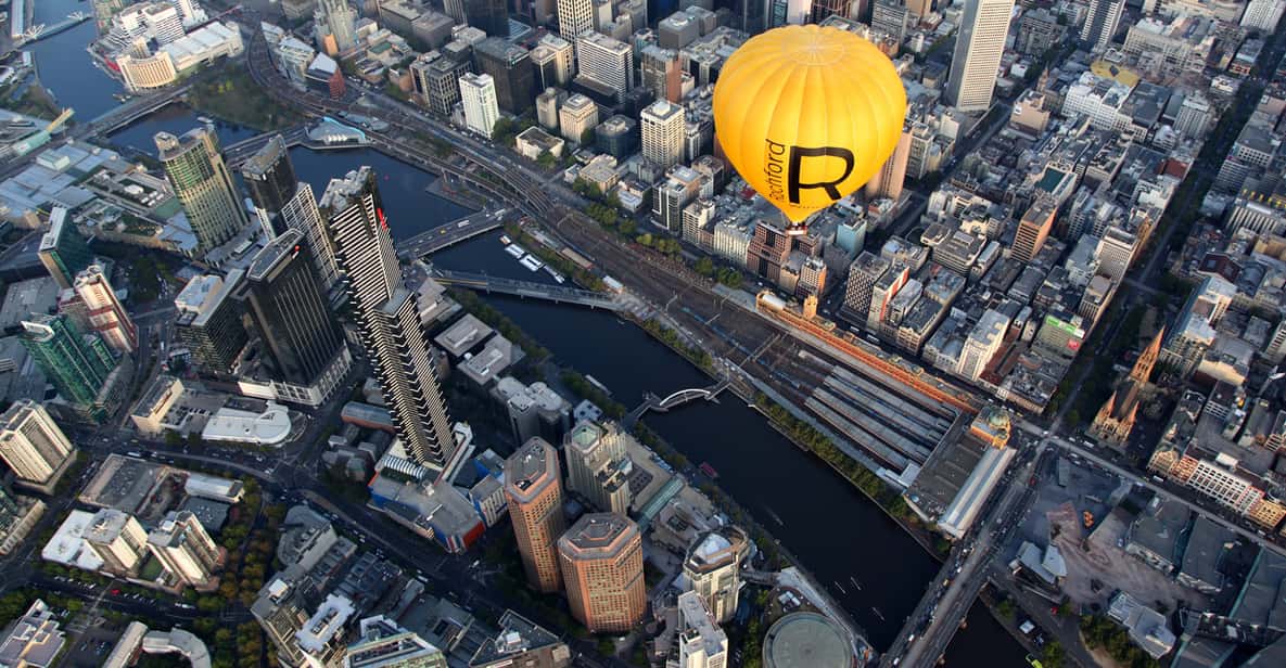 Melbourne: 1-Hour Hot Air Balloon Flight at Sunrise