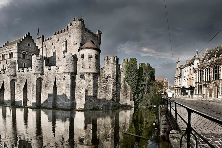 From Brussels: Full-Day Guided Tour of Ghent in Spanish