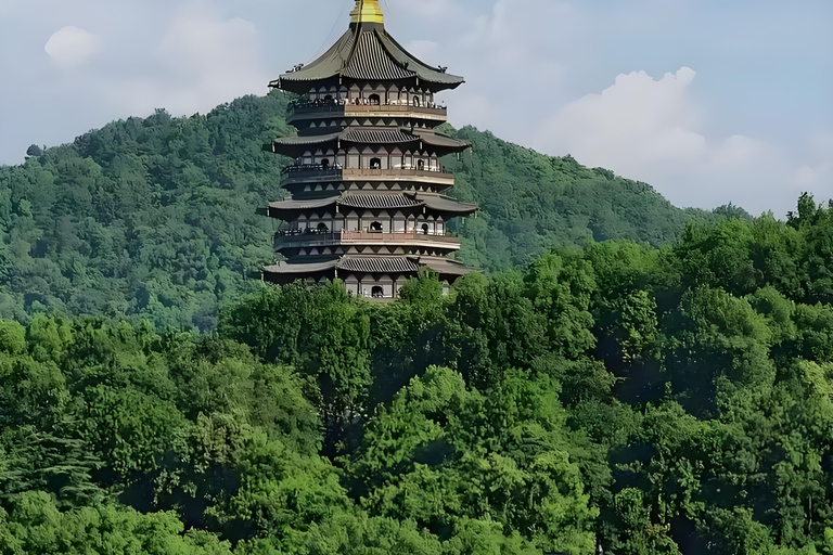 Hangzhou: Temple of Wealth, Tea Art, and River Boat Tour