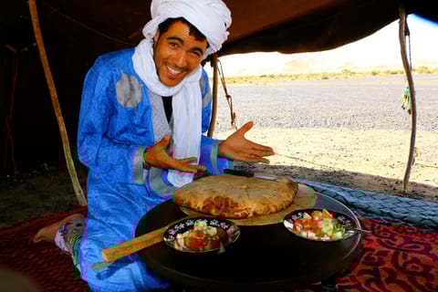 From Merzouga: Private 4x4 Dunes Tour incl. lunch