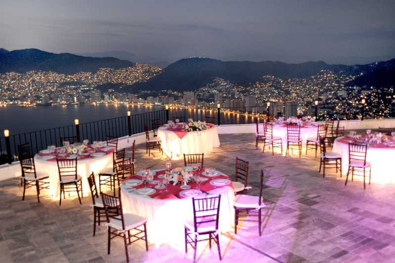 *Acapulco: Prywatna luksusowa kolacja, napoje i nurkowanie w wysokich klifach