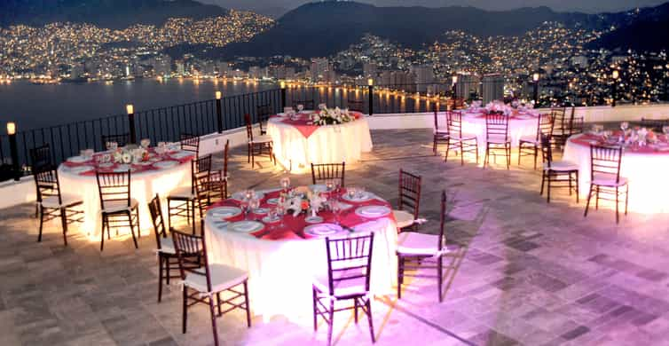 The BEST Acapulco Nightlife & Bars 2023 - FREE Cancellation | GetYourGuide