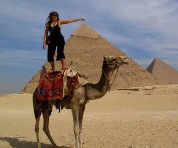 Desert Safari Around The Pyramids of Giza With Camel Riding