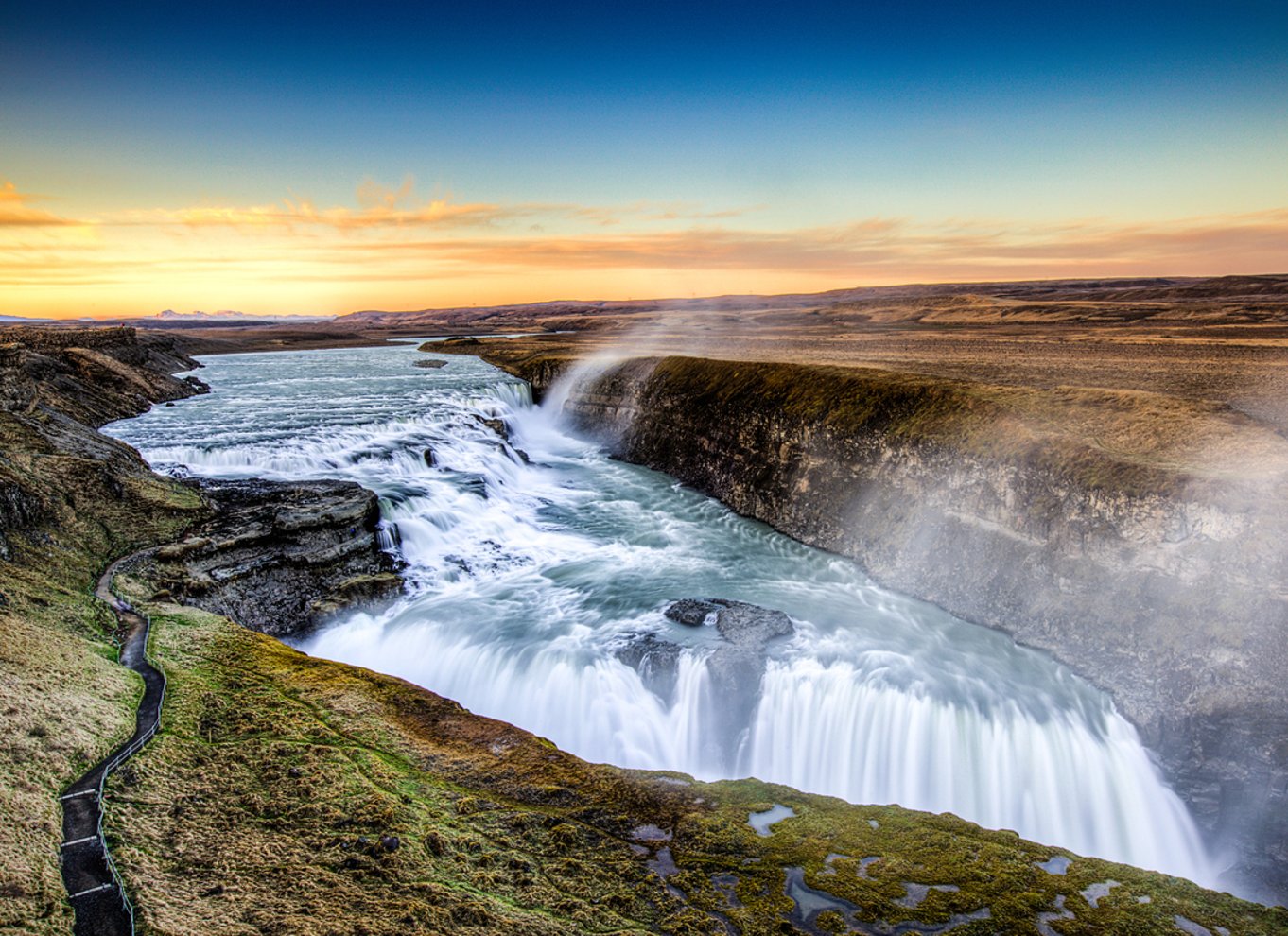 Fra Reykjavik: Golden Circle heldagsudflugt med guide