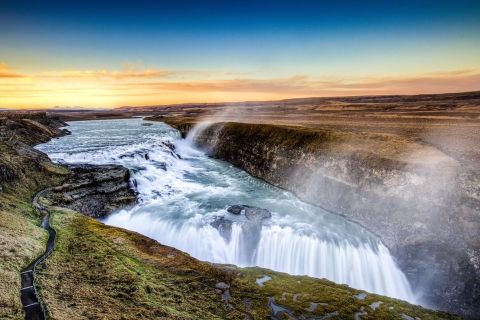 From Reykjavik: Golden Circle Full-Day Trip Tour with Pickup from Bus Stop 12