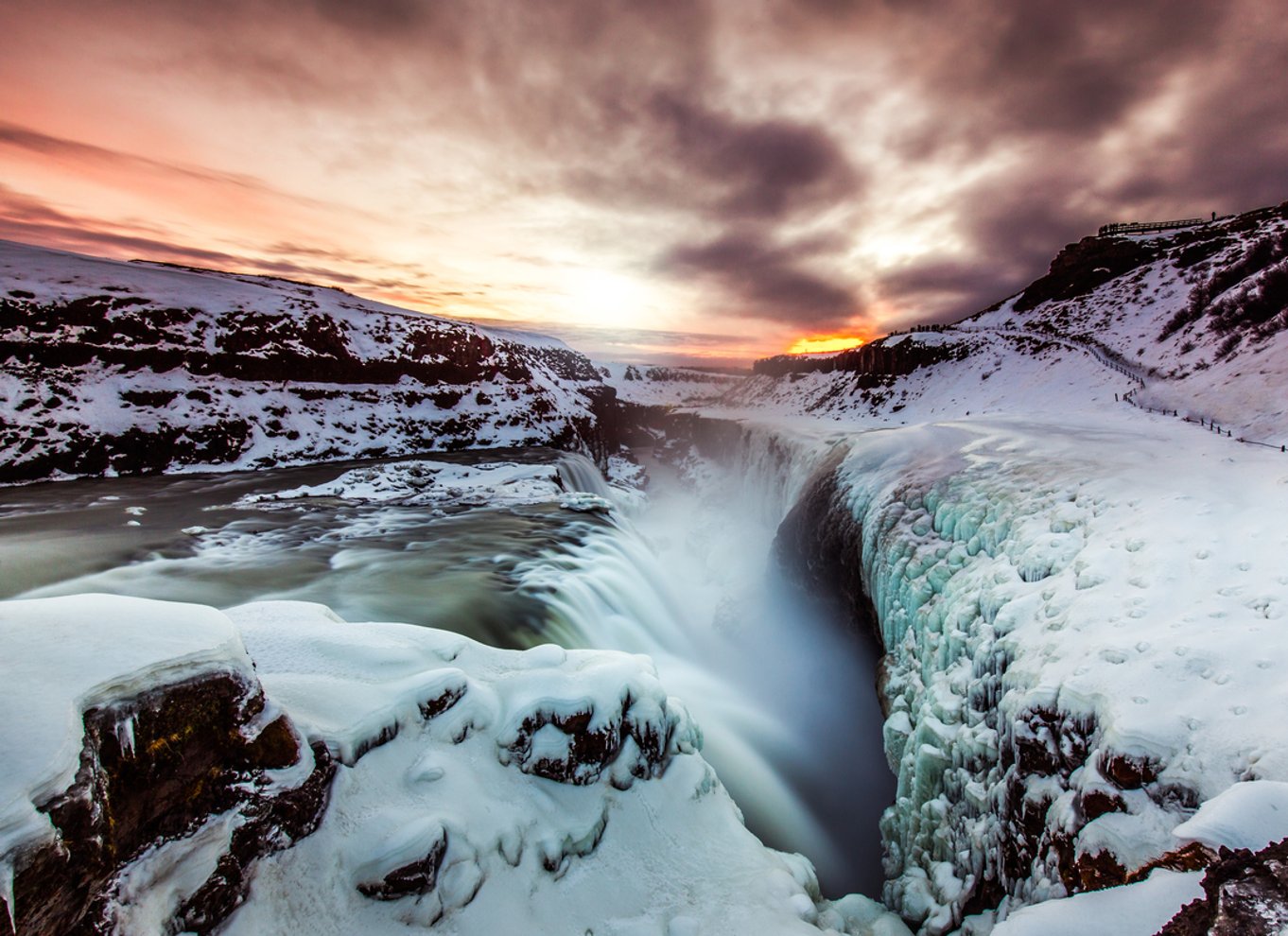 Fra Reykjavik: Golden Circle heldagsudflugt med guide