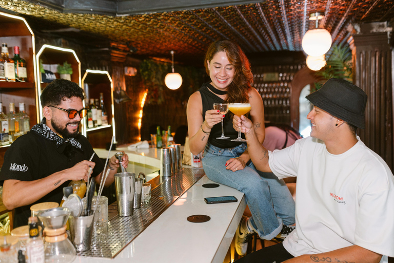 Live and feel Cartagena through its cocktails. Experience Cartagena through its cocktails