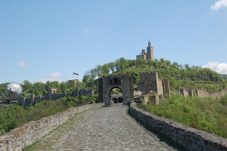 Visite d&#039;une jounée à Veliko Tarnovo et ArbanassiVisite de Veliko Tarnovo avec Audioguide web en EN,ES,IT,FR,DE