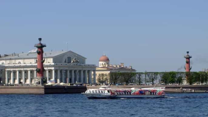 viaggio st petersburg in barca e walking tour