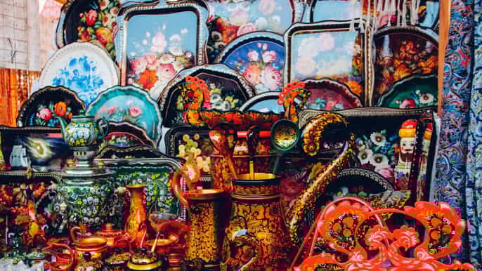 moscow private izmailovo kremlin and flea market tour