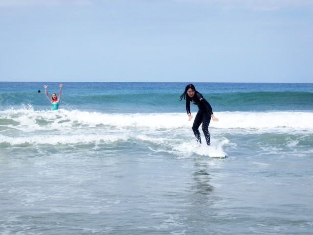 Visit Group Surf Lesson for 5 Persons in Drome
