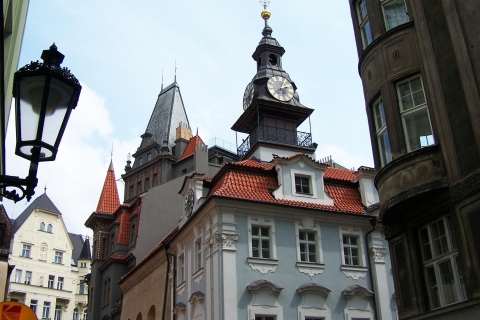 Praga: 2-godzinne Stare Miasto i wycieczka piesza po getcie żydowskim2-godzinna wycieczka po Starym Mieście i żydowskim getcie - niemiecka