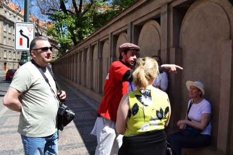 Praga: 2-godzinne Stare Miasto i wycieczka piesza po getcie żydowskim2-godzinna wycieczka po Starym Mieście i żydowskim getcie - niemiecka