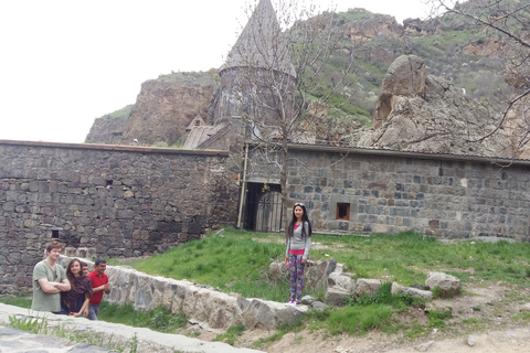 From Yerevan: 4.5-Hour Garni-Geghard Tour