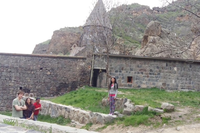 Desde Ereván: tour Garni-Geghard de 4.5 horas