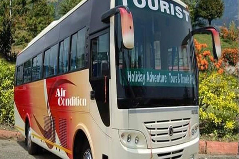 Ônibus com sofá de Kathmandu-Pokhara