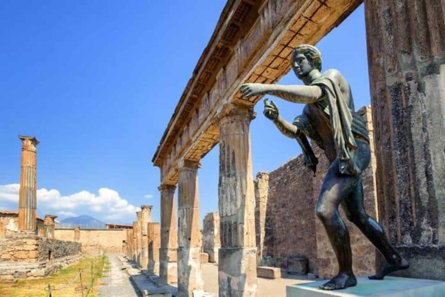 Pompeii and Amalfi Coast: private tour from Rome with visit to the excavations