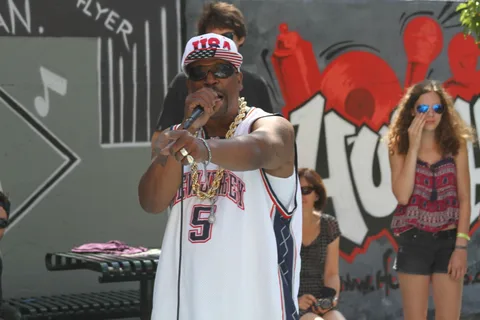 Walk This Way Harlem Hip Hop Walking Tour