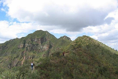 Nairobi: Mount Longonot Day Hike Tour