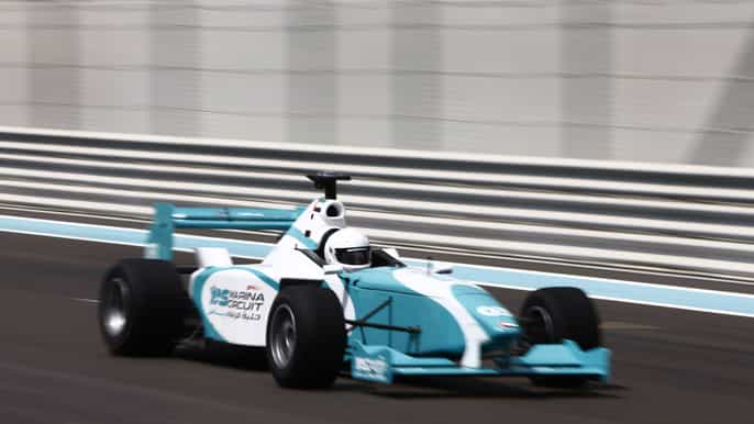 abu dhabi formula yas 3000 driving experience