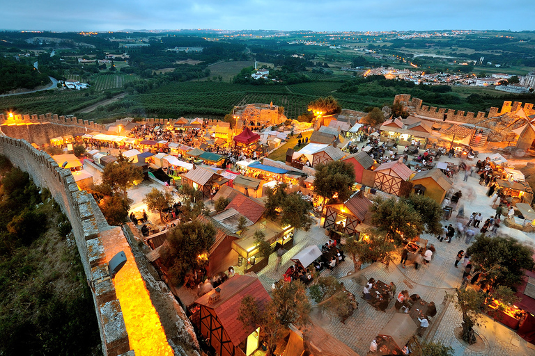 Excursão privada de dia inteiro a Óbidos, Nazaré, Alcobaça e MafraTour privado em inglês, francês, português ou espanhol