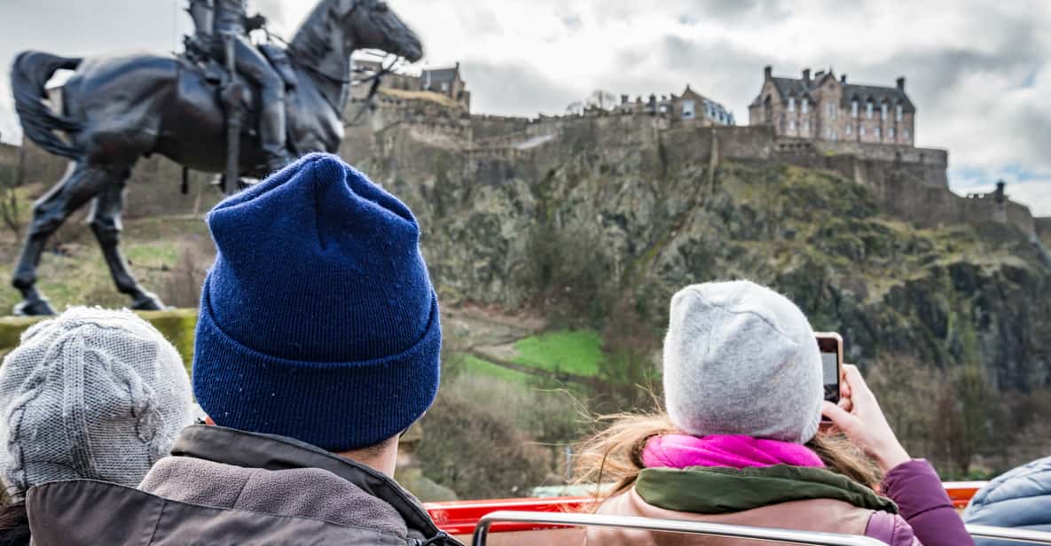 Edinburgh: Hop-On Hop-Off Bus Pass with 3 City Tours