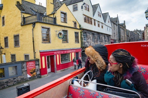 Edinburgh: Hop-On/Hop-Off-Bus-Pass für 3 RoutenEdinburgh: 48-Stunden-Pass mit 3 Bustouren