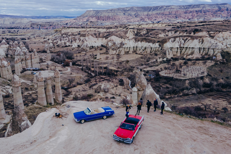 Cappadocië: Klassieke autotour met Champagne Vintage Car Tour