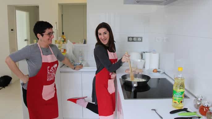 budapest hungarian cooking class and market tour