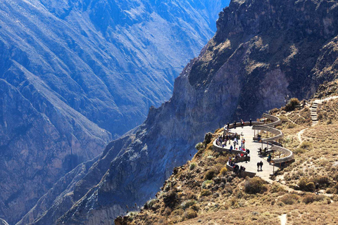 Escursione di 1 giorno al Canyon del Colca + sorgenti termali