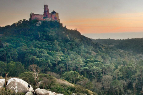 From Lisbon: Half-Day Sintra & Cascais Private Tour Private Tour in German