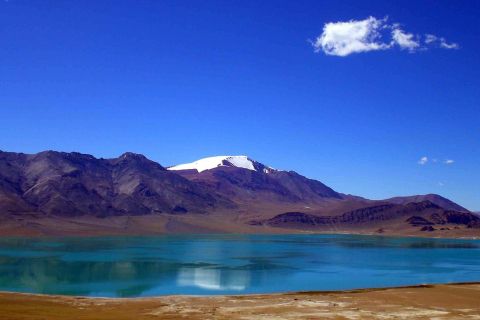 From Kashgar: Private Day Tour to Karakul Lake