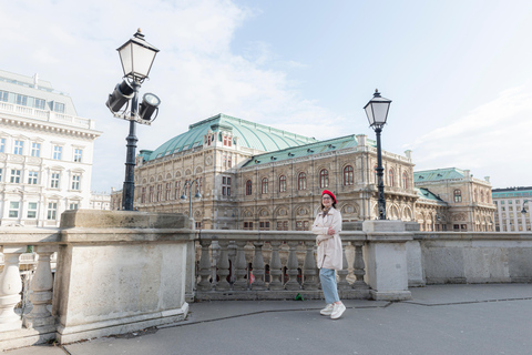 Vienna: Old Town Professional Photowalk Premium (25 Professionally Edited Photos)