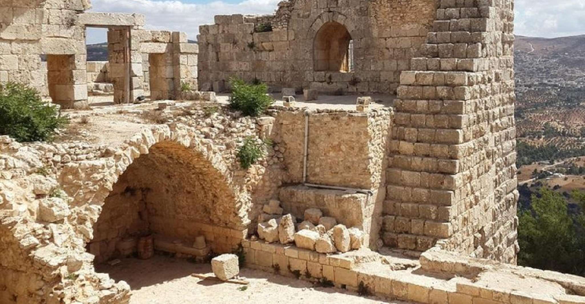 Jordan in Brief Tour 6-Günler 5-Gece Tam Boyutlu Sedan - Hizvo