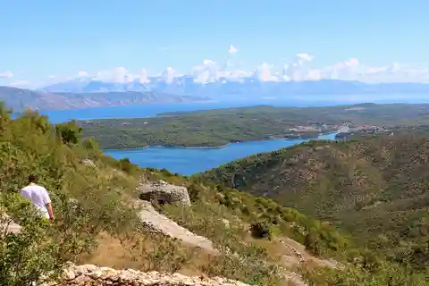 The Best of Hvar in a Day with Wine tasting and Local Dinner