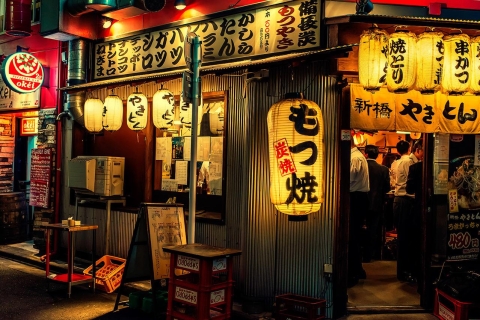 Tokyo : visite culinaire nocturne de 3 h à Shinbashi